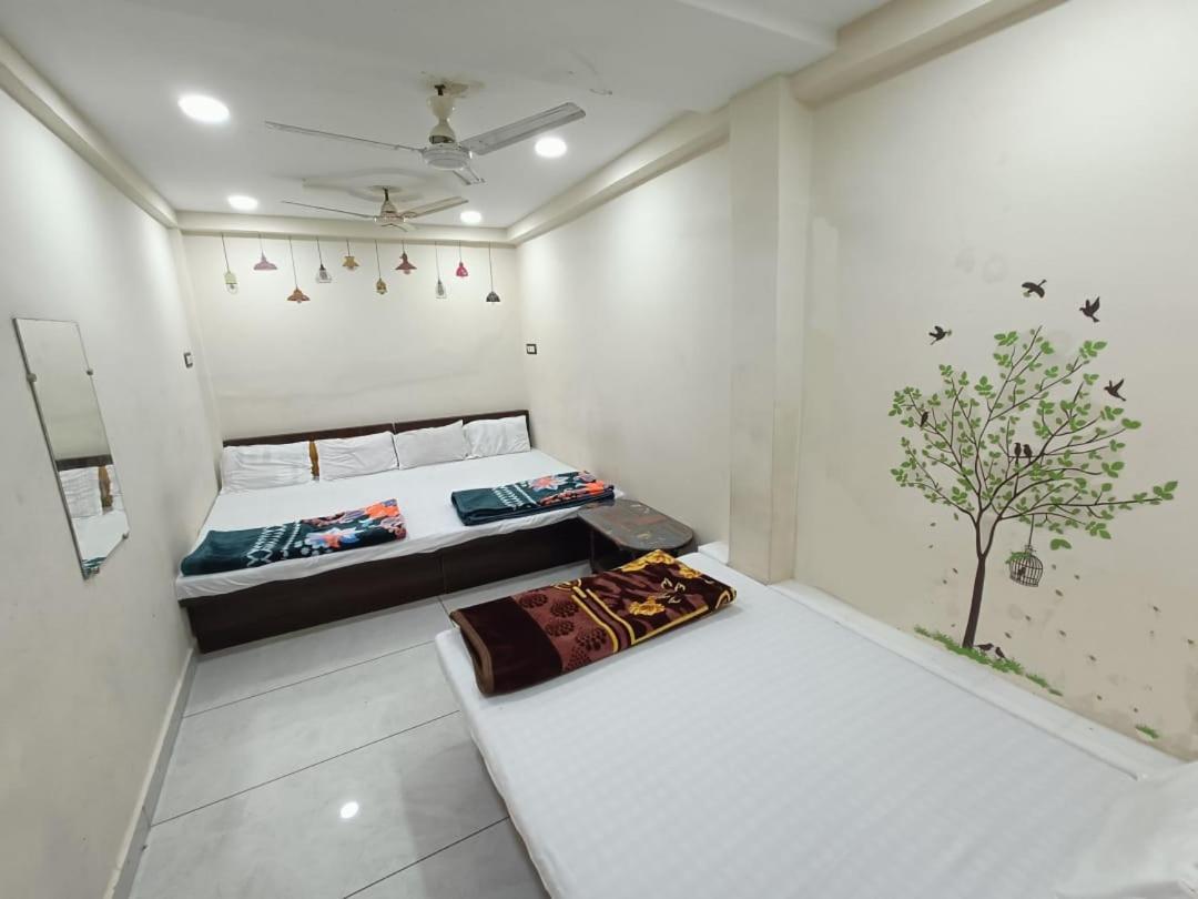 Hotel S Tower Ujjain Exterior photo